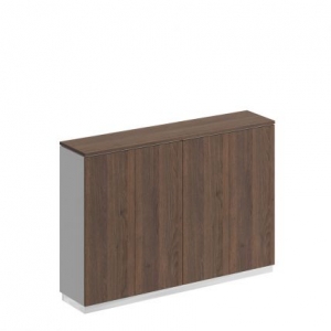 �� 320 �� �� �� ���� ��� ���������� �������� ������� (180.2�40�124.6), ��� ���������/����� �������/��� ���������